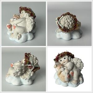 Dreamsicles Collectables Exclusive Vintage “ Bunny Love “ 1997 Figurine Used